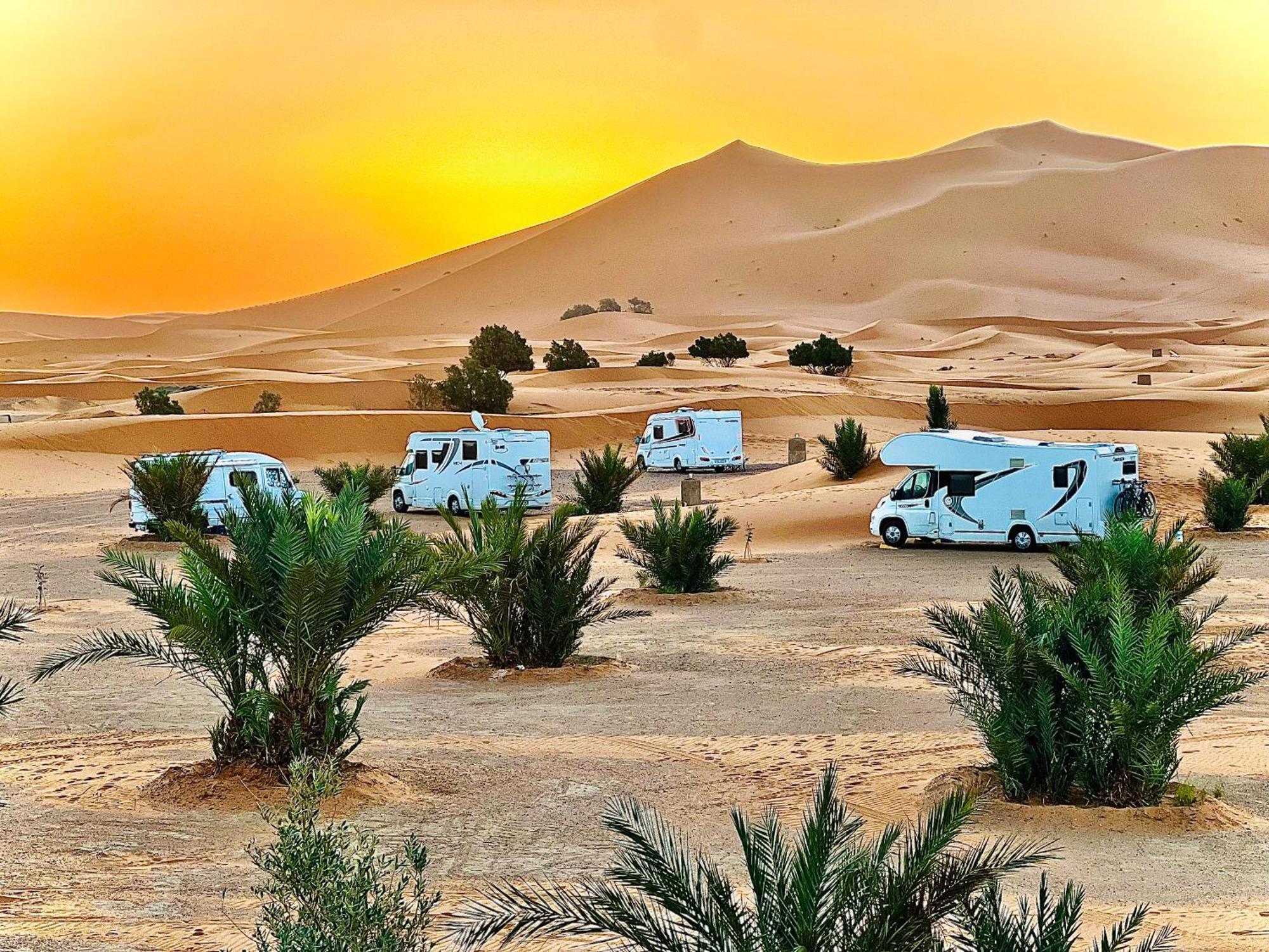 Hotel Camping Les Roses Des Dunes & Piscine 메르주가 외부 사진