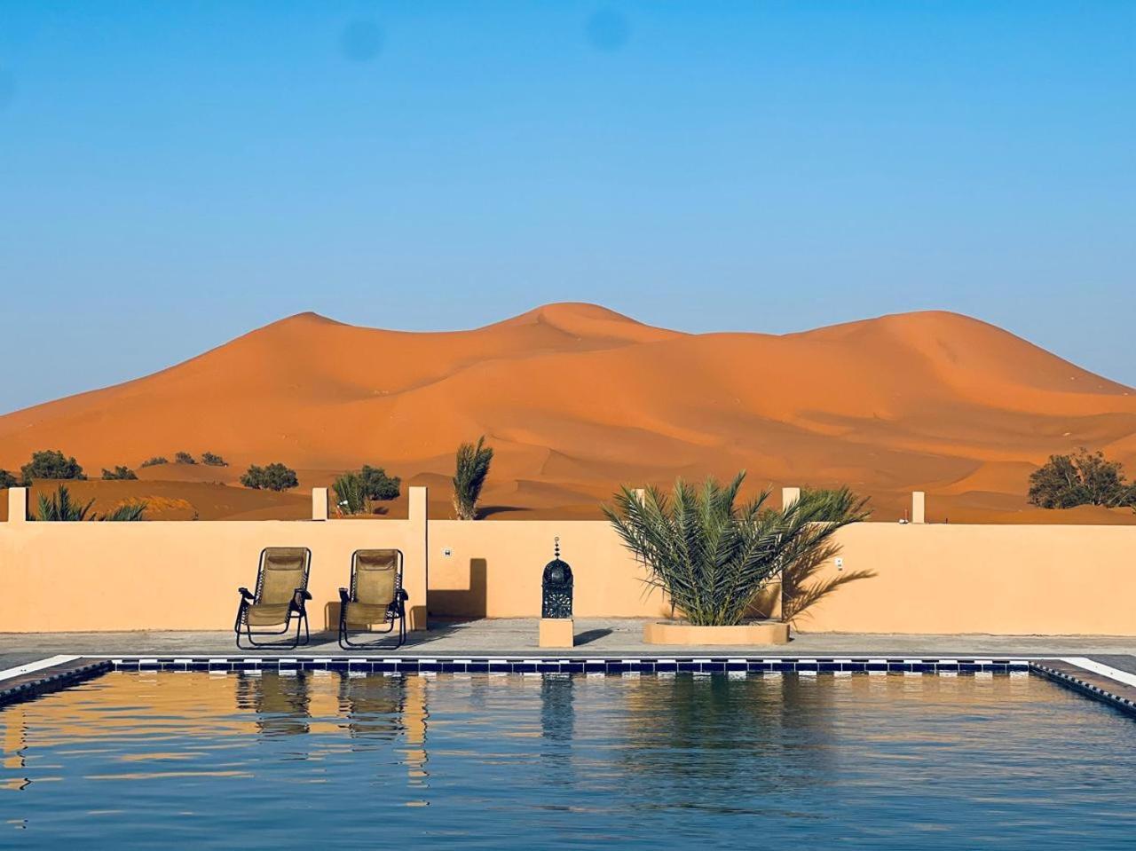 Hotel Camping Les Roses Des Dunes & Piscine 메르주가 외부 사진